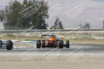 media/Jun-02-2024-CalClub SCCA (Sun) [[05fc656a50]]/Group 6/Qualifying/